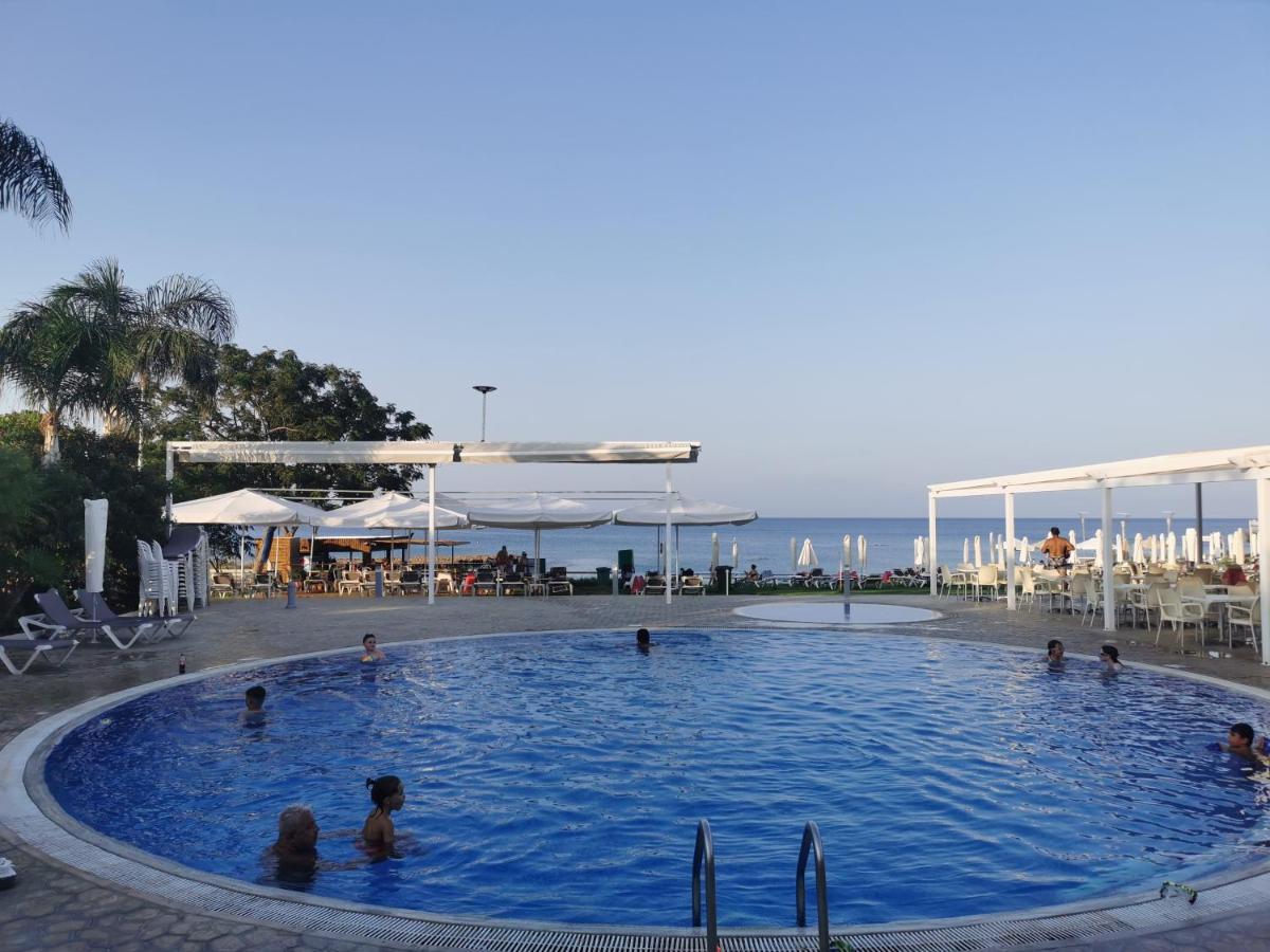 Sea View Apartment Protaras Bagian luar foto