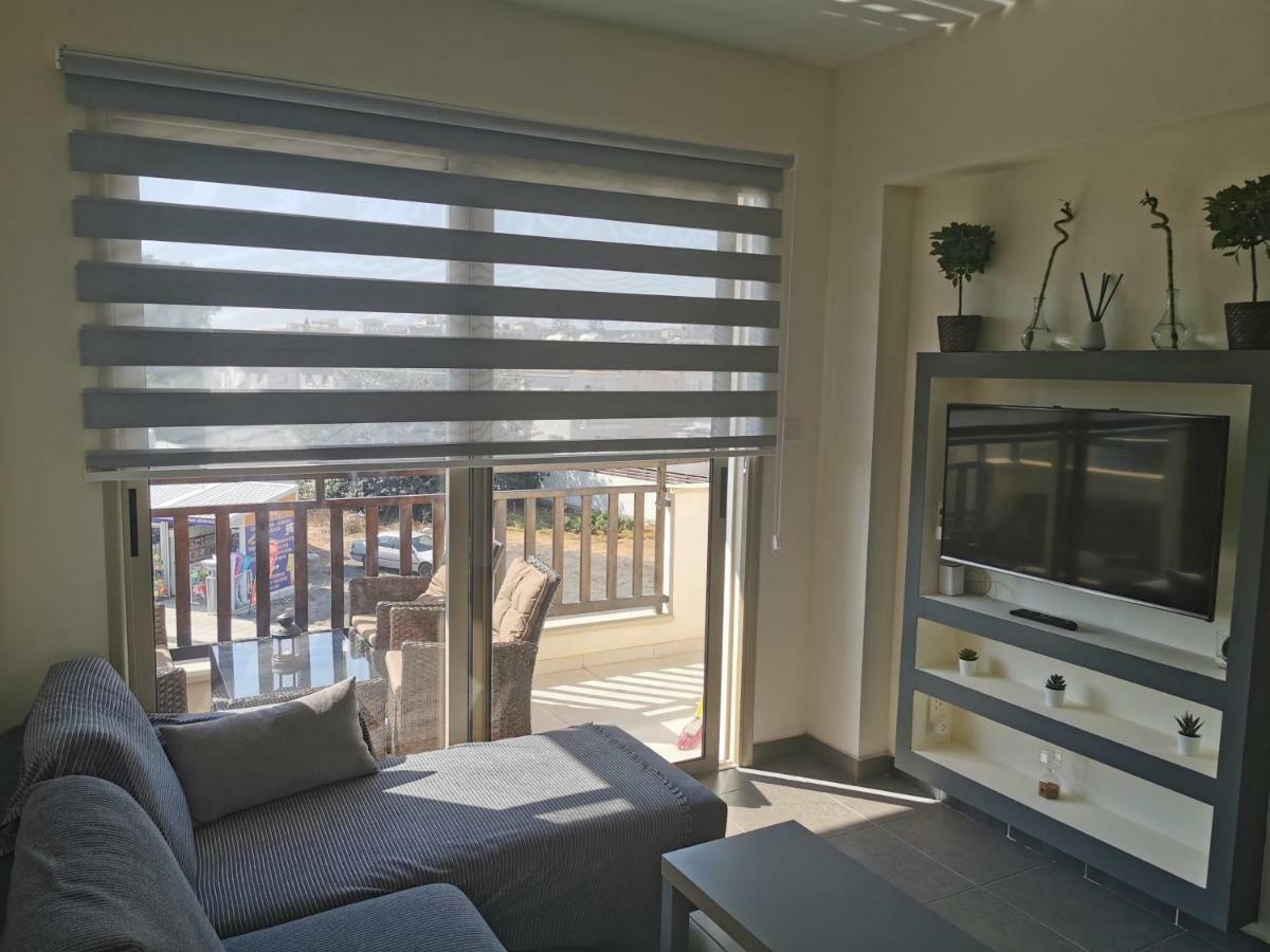 Sea View Apartment Protaras Bagian luar foto
