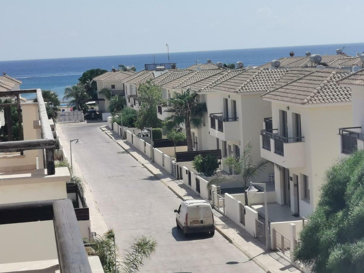 Sea View Apartment Protaras Bagian luar foto