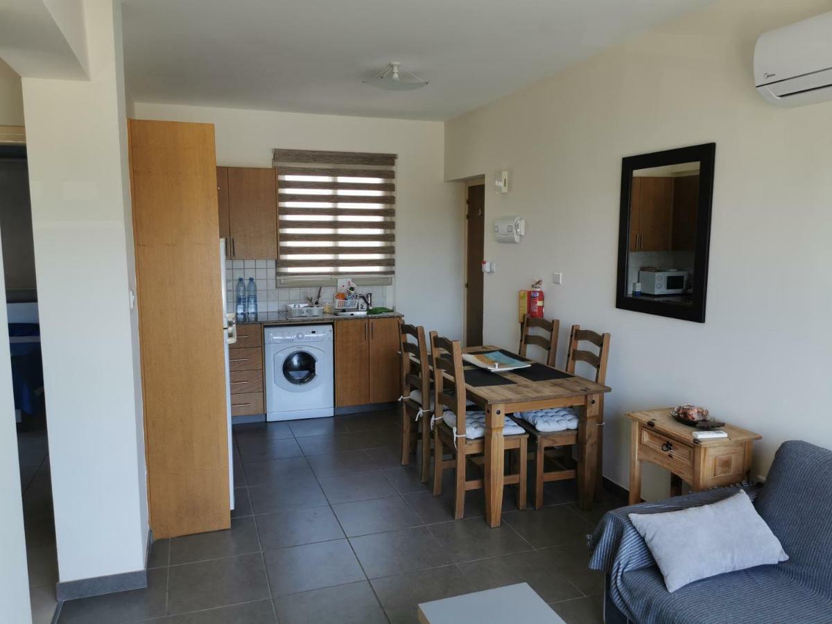 Sea View Apartment Protaras Bagian luar foto
