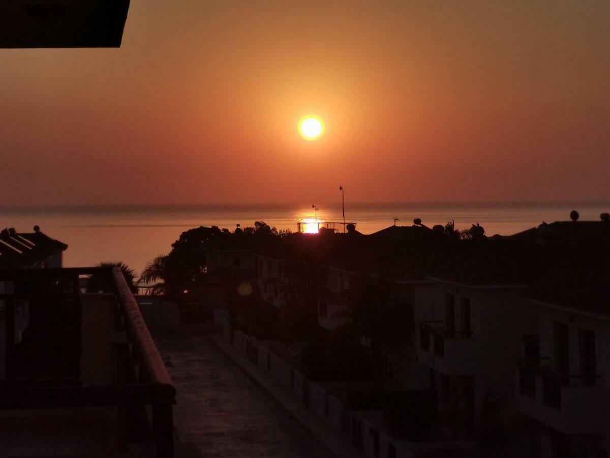 Sea View Apartment Protaras Bagian luar foto
